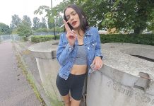 Kim Model – Interview