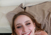 Laney Welcomes You To The Neighborhood With Her Pussy