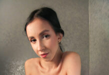 Horny Glory – Lara Sins