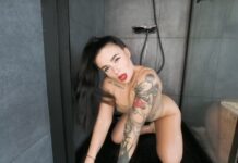 Diana in Shower